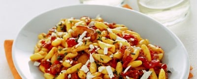 Cavatelli Con Porcini Pomodori Secchi E Salsiccia Sale Pepe