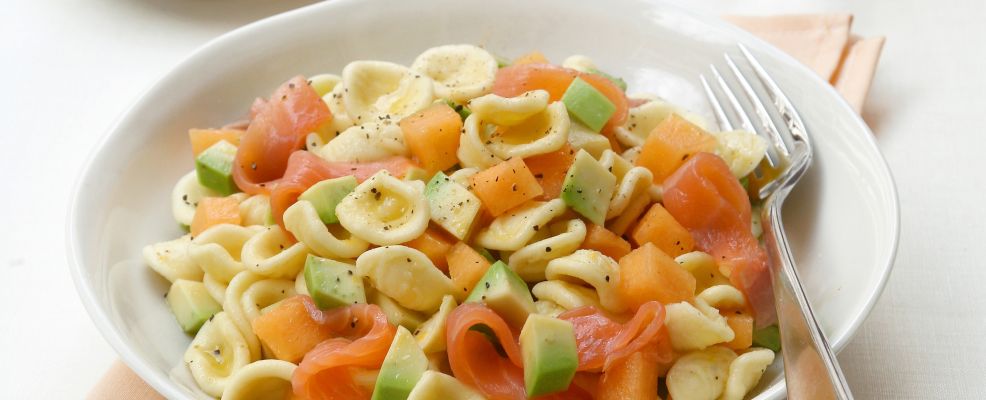 Orecchiette Con Avocado E Salmone Sale Pepe