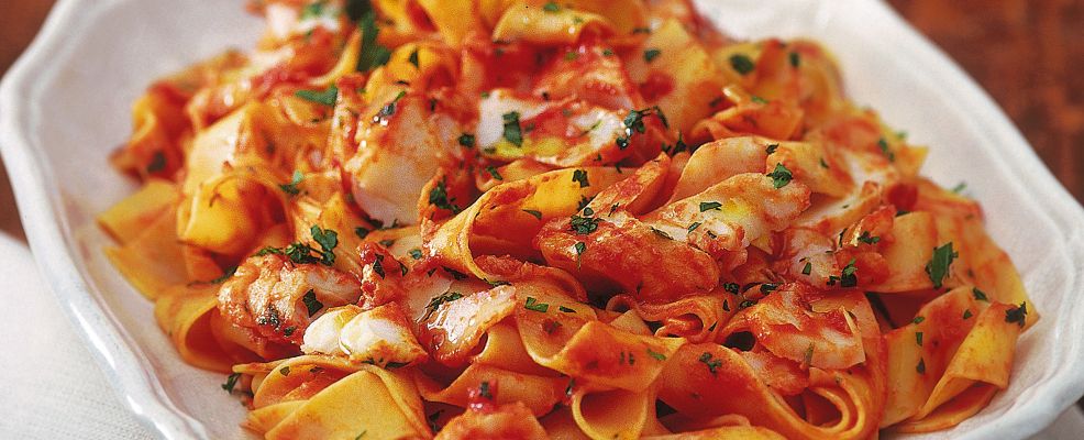 Pappardelle al sugo rosso di baccalà | Sale&Pepe