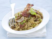 tagliatelline-con-porcini-e-speck-croccante ricetta