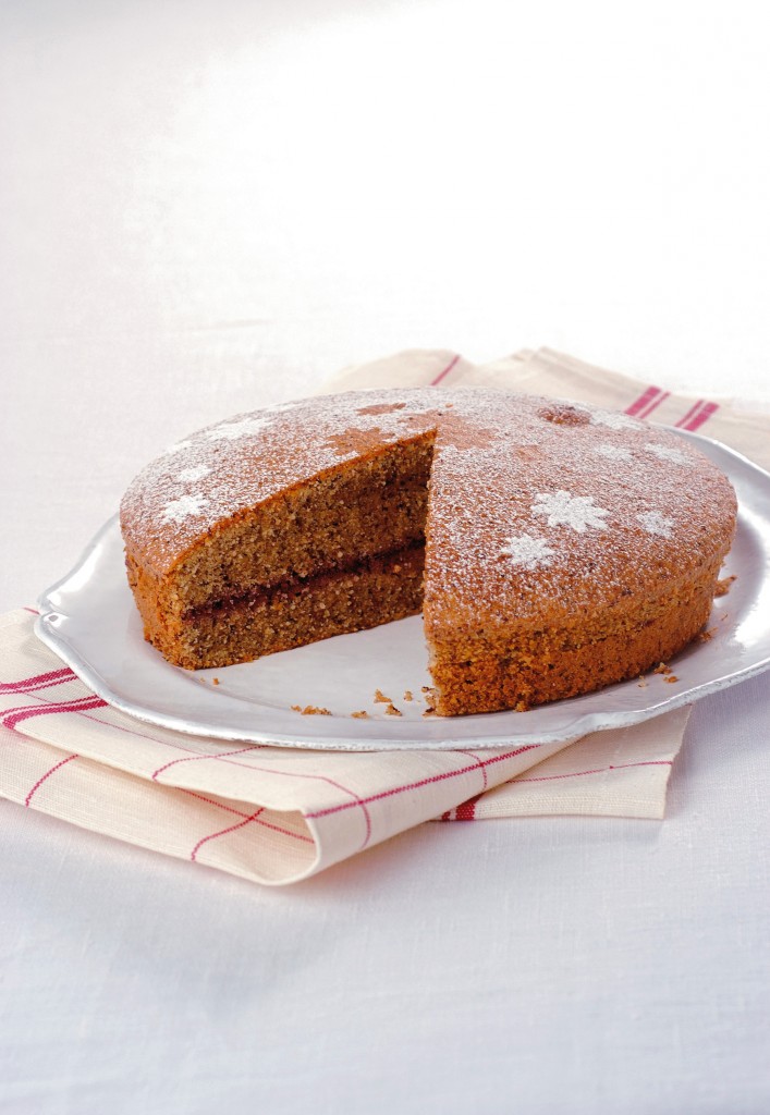 Torta di grano saraceno con confettura di lamponi | Sale&Pepe