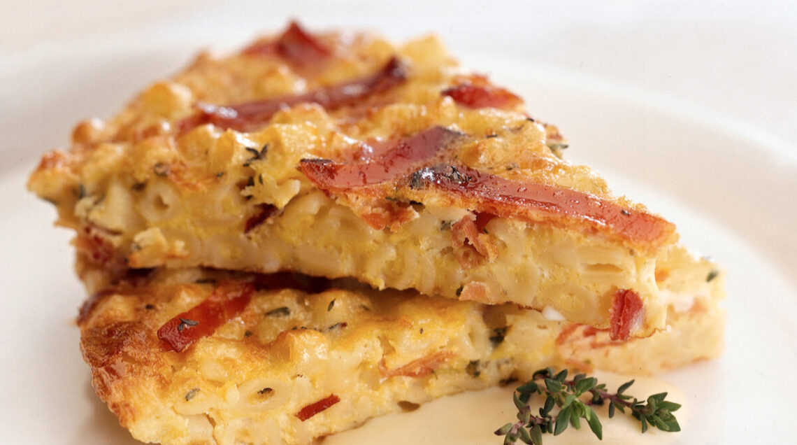 Frittata di pasta con lo speck