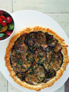 Torta salata al formaggio e melanzane