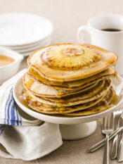 Pancakes alla banana e ananas