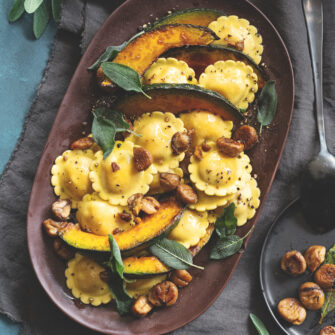 Gioiaverde alla zucca con zucca, castagne e salvia fritta