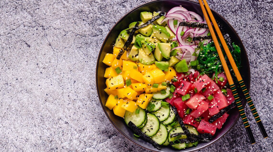 tuna poke bowl