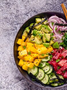 tuna poke bowl