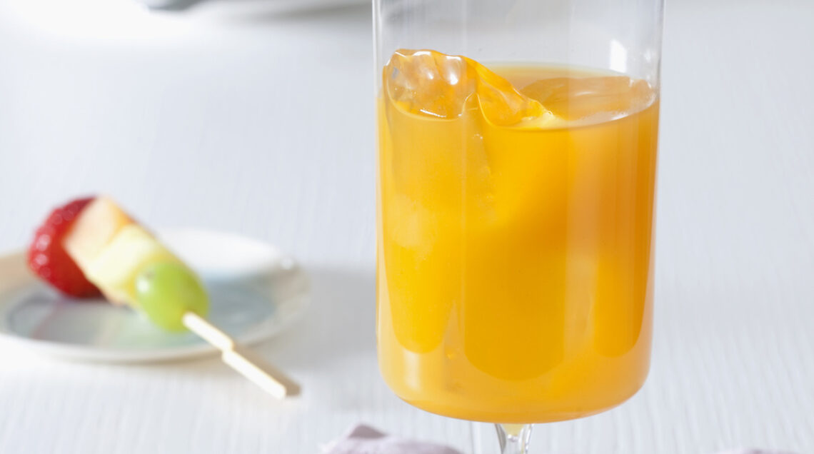 Aperitivo alla frutta con vodka