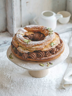 Paris-Brest con Mousseline al cioccolato e pistacchi