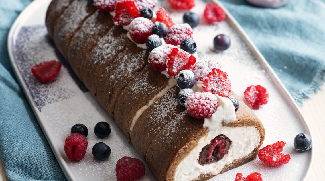 Rotolo di tiramisù ai lamponi