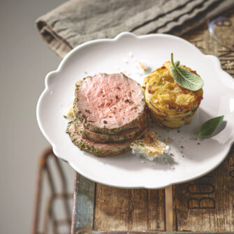 Roast beef al sale e sformatini di topinambur