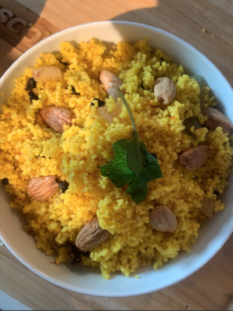 Couscous au safran et raisin (Marocco)