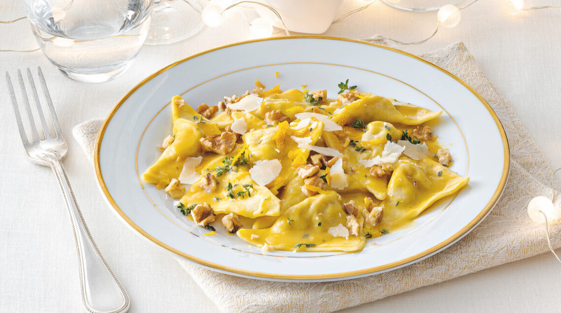 Tortelli di cappone al mandarino e noci