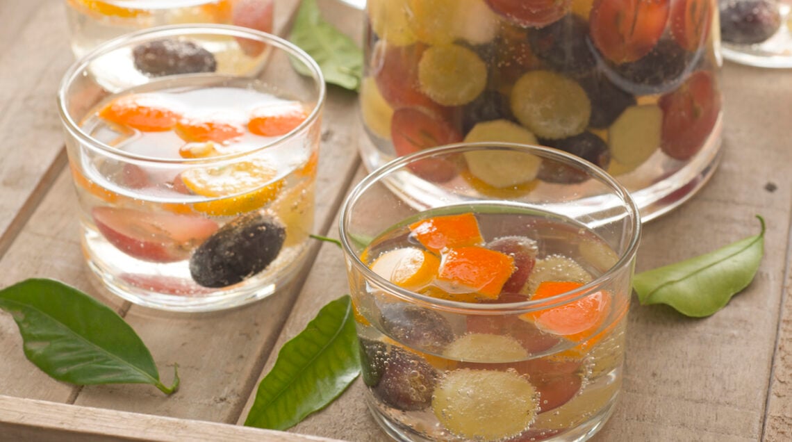 Frutta al vino, zenzero e gin