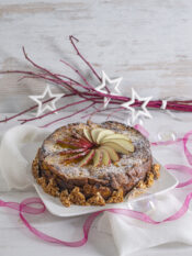 Torta di panettone e mele