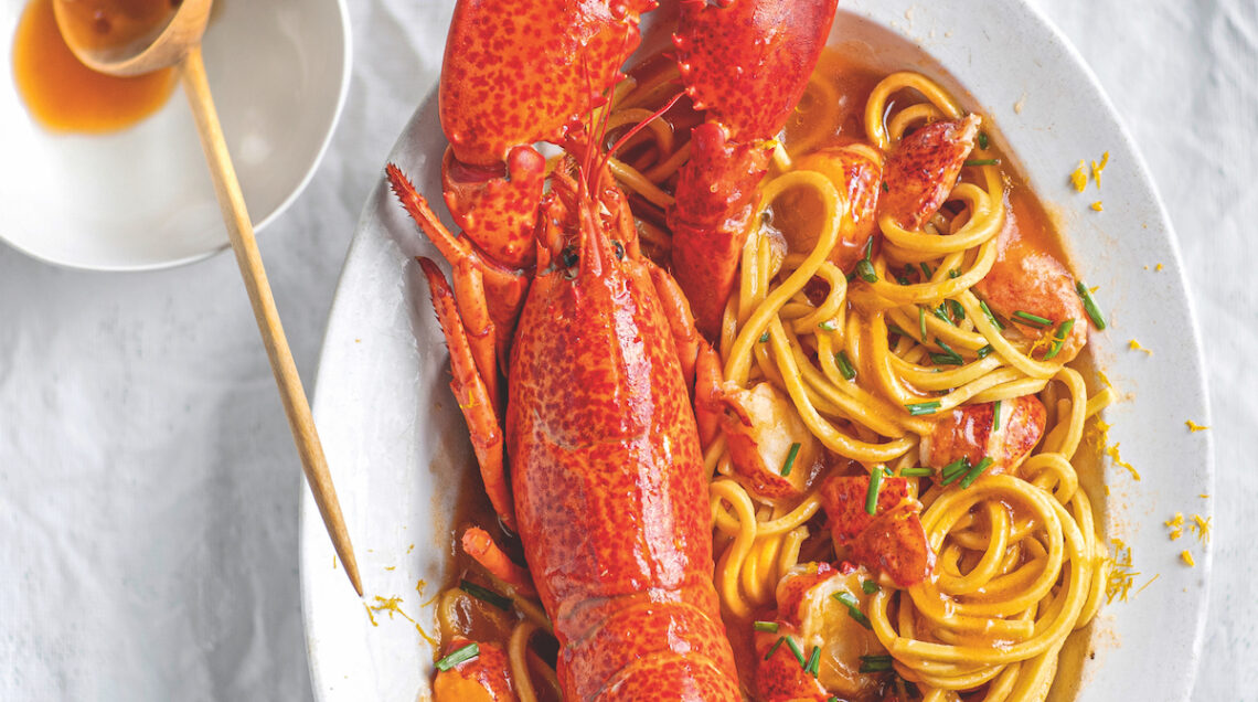 Spaghetti alla chitarra con astice e bisque