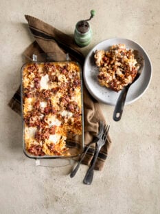 Lasagna di riso ribe con sugo ai funghi